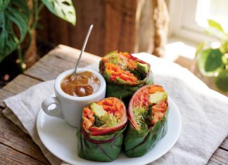 Seasoned with Style: The Fiber Effect Rainbow Fiber Crunch Wrap. Photo by Chloe Krammel